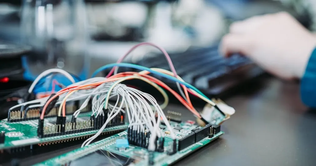 Отправка телеметрии по MQTT: практический разбор